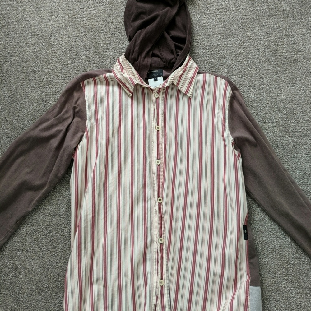 EUC.. rare mens energie gold button up hood